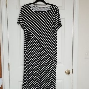 Chico's Stripe Asymmetric Maxi Dress size 2, 12/14
